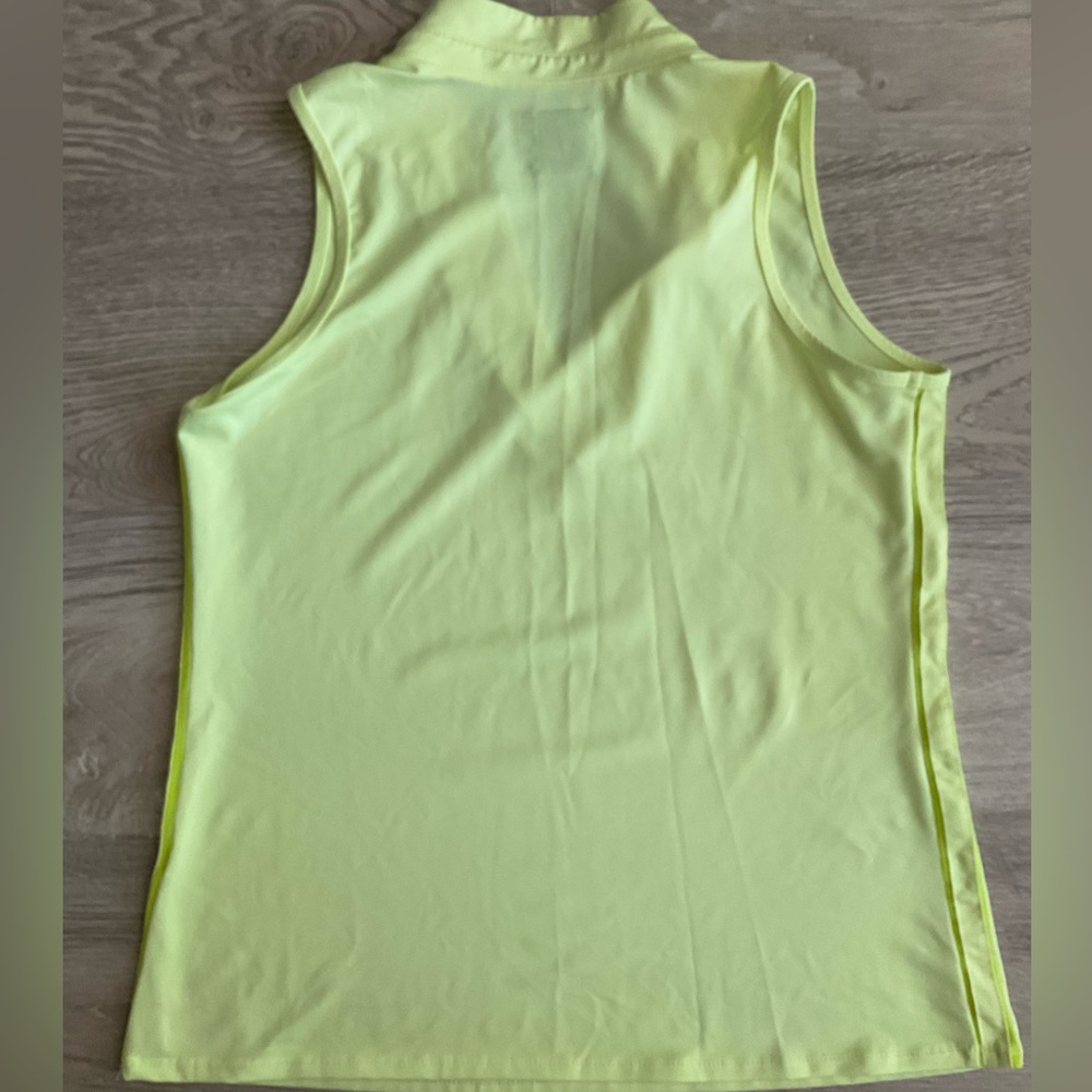 Lucky in love sleeveless v-neck top - Picture 6 of 6